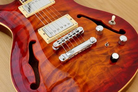 Полуакустическая электрогитара Cort M900 M-Custom купить с Минске